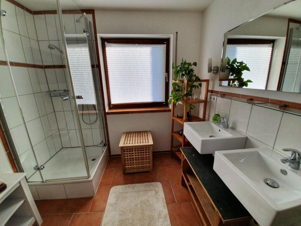 Ferienwohnung Urlaub Im Kraichgau ジンスハイム エクステリア 写真
